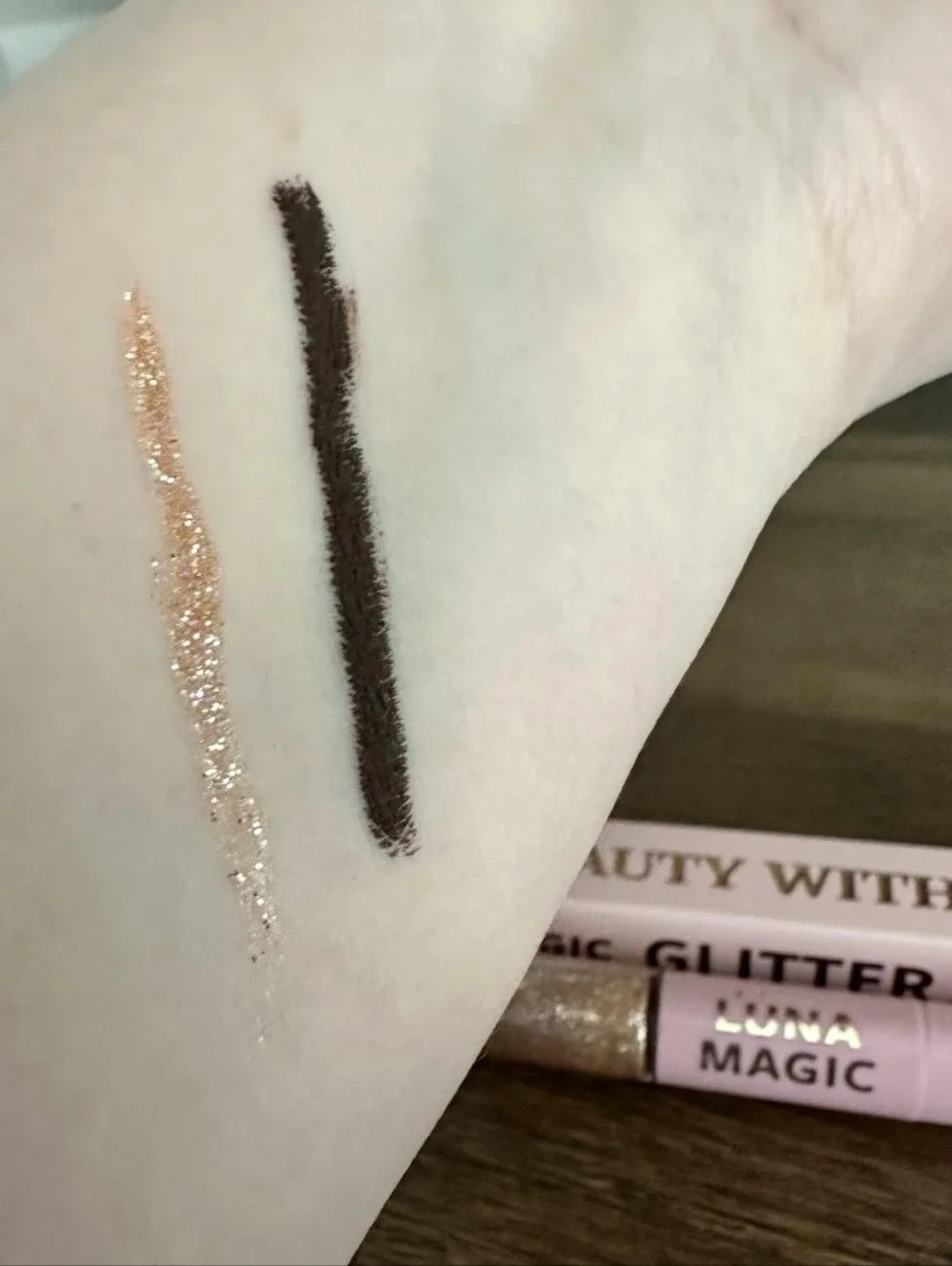 🧚‍♀️Luna Magic Duo Glitter Liquid Eyeliner NWT